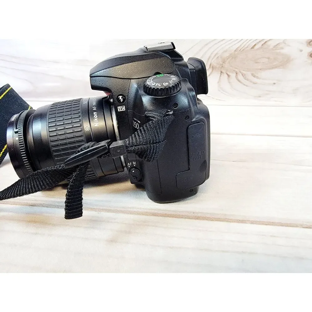 Nikon D50 Black DSLR Camera with Nikon AF Nikkor 28-80mm f/3.3-5.6G ED Lens
